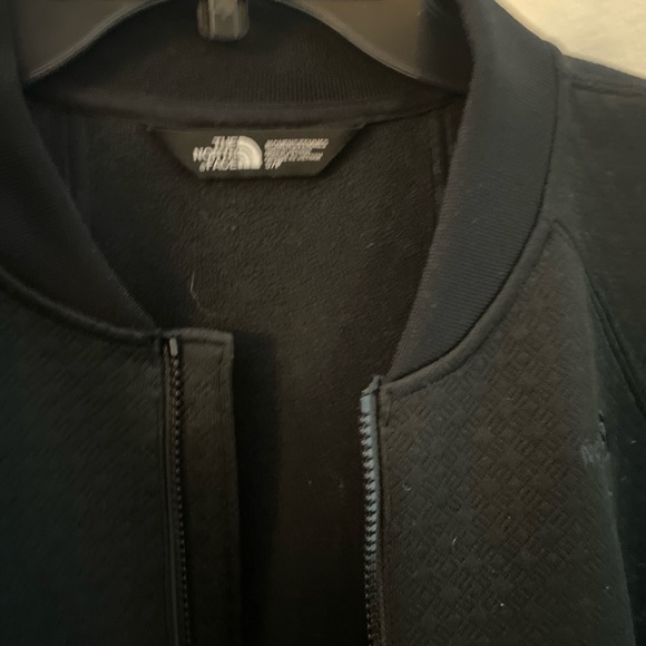 The North Face women’s Black Jacket - Picture 4 of 16